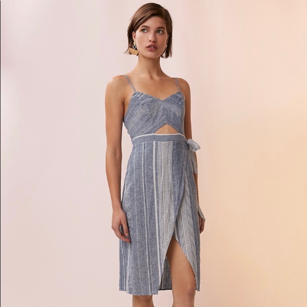 Express Cut Out Midi Dress